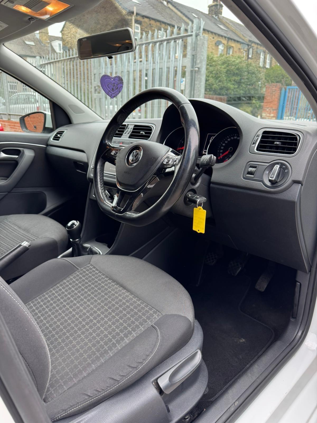 Volkswagen Polo - Image 7