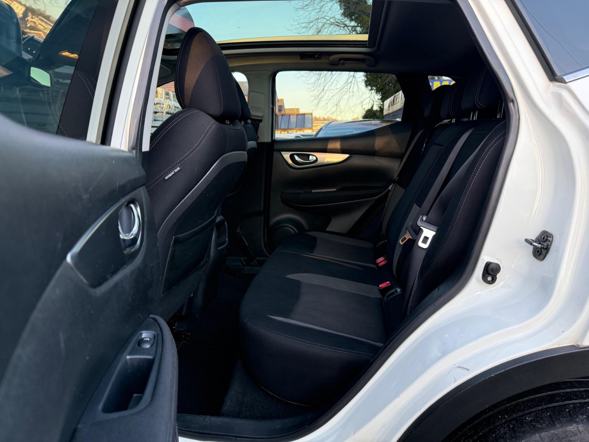 Nissan Qashqai - Image 25