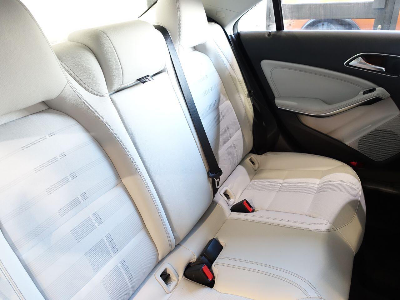 Mercedes CLA - Image 18