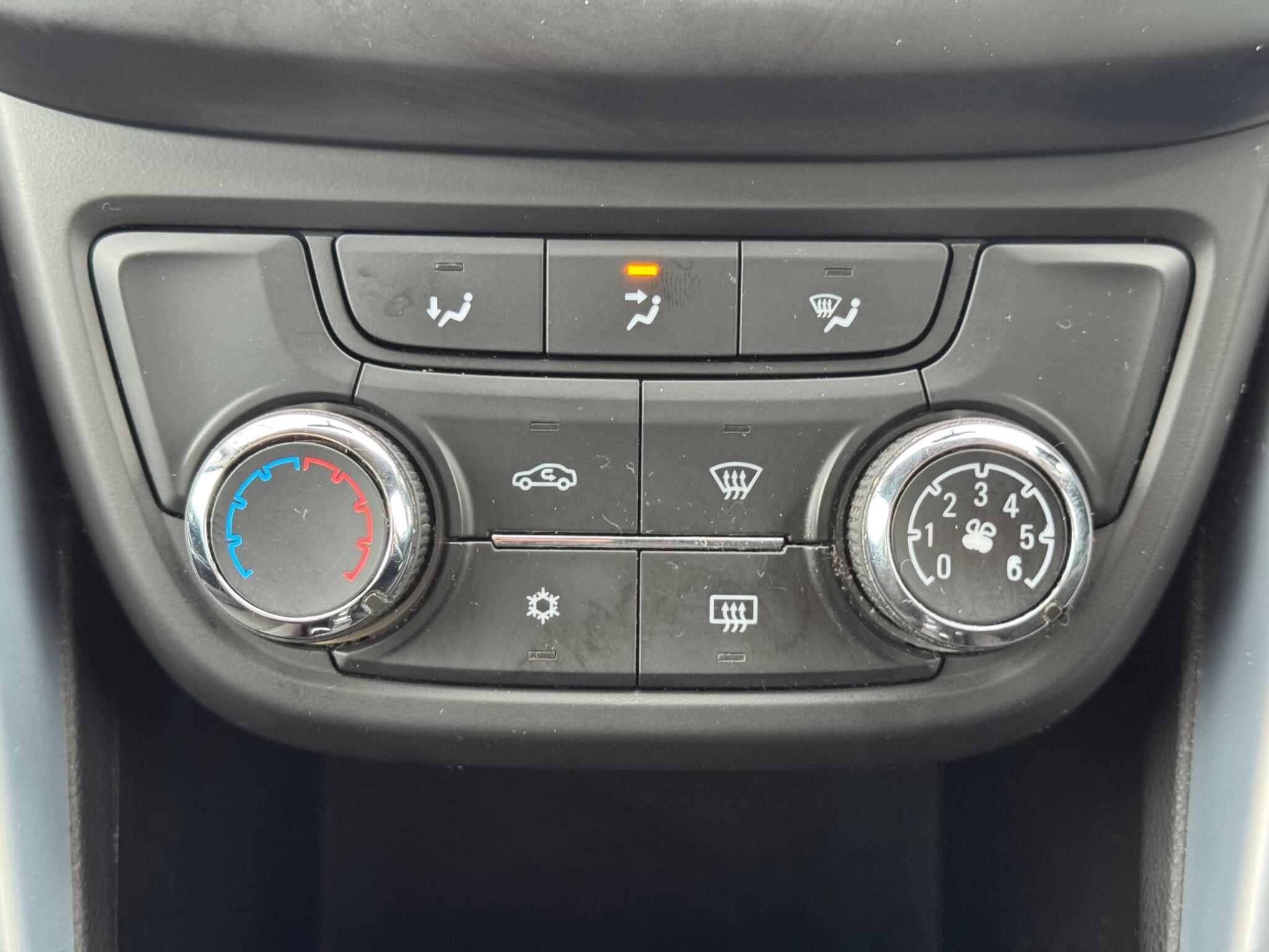 Vauxhall Zafira Tourer - Image 42