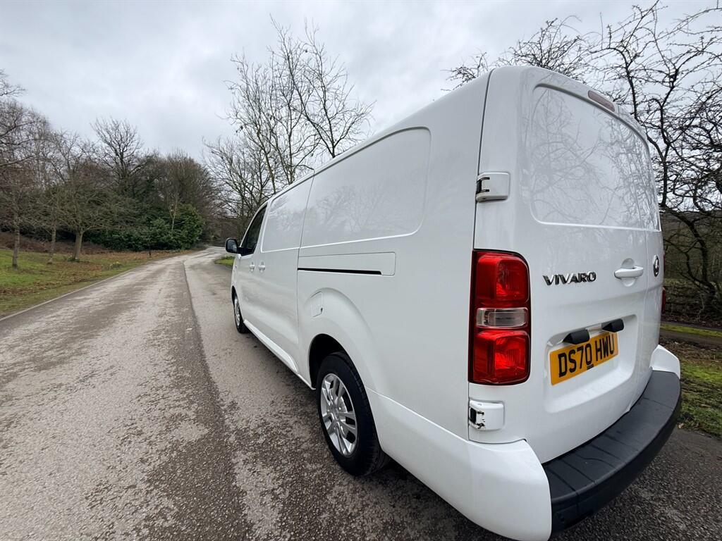 Vauxhall Vivaro - Image 13