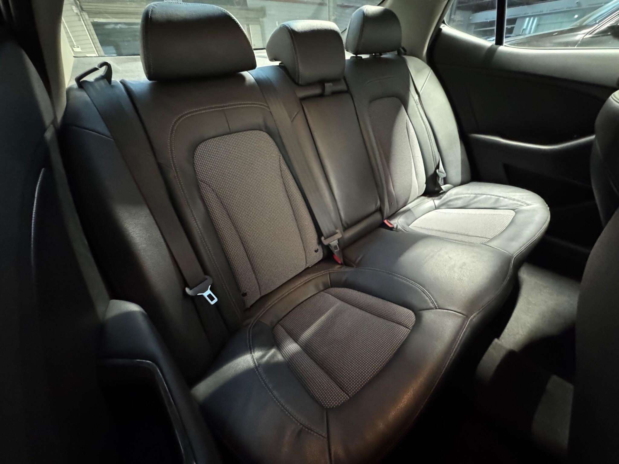 Kia Optima - Image 10