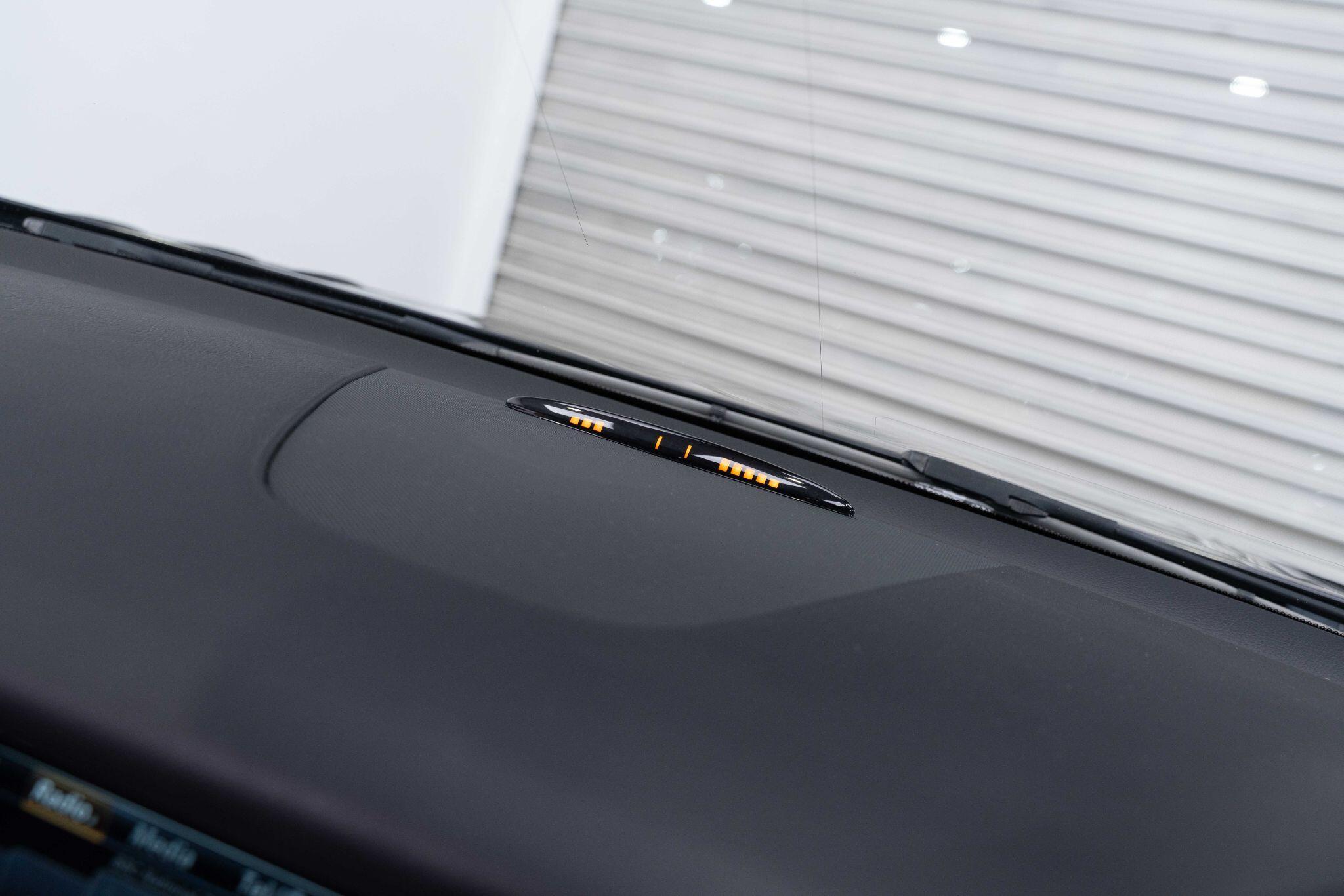 Mercedes SLC - Image 37