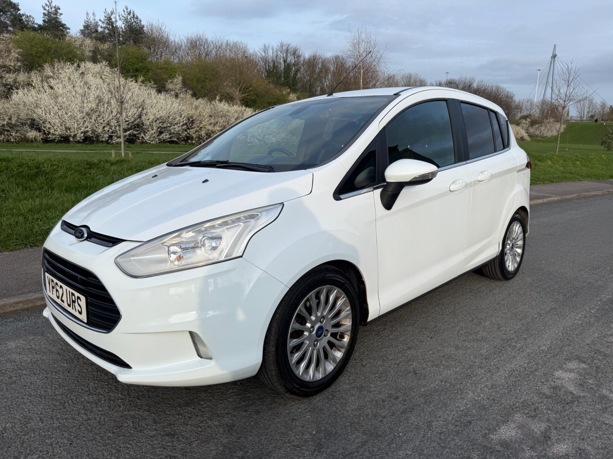 Ford B-Max - Image 10