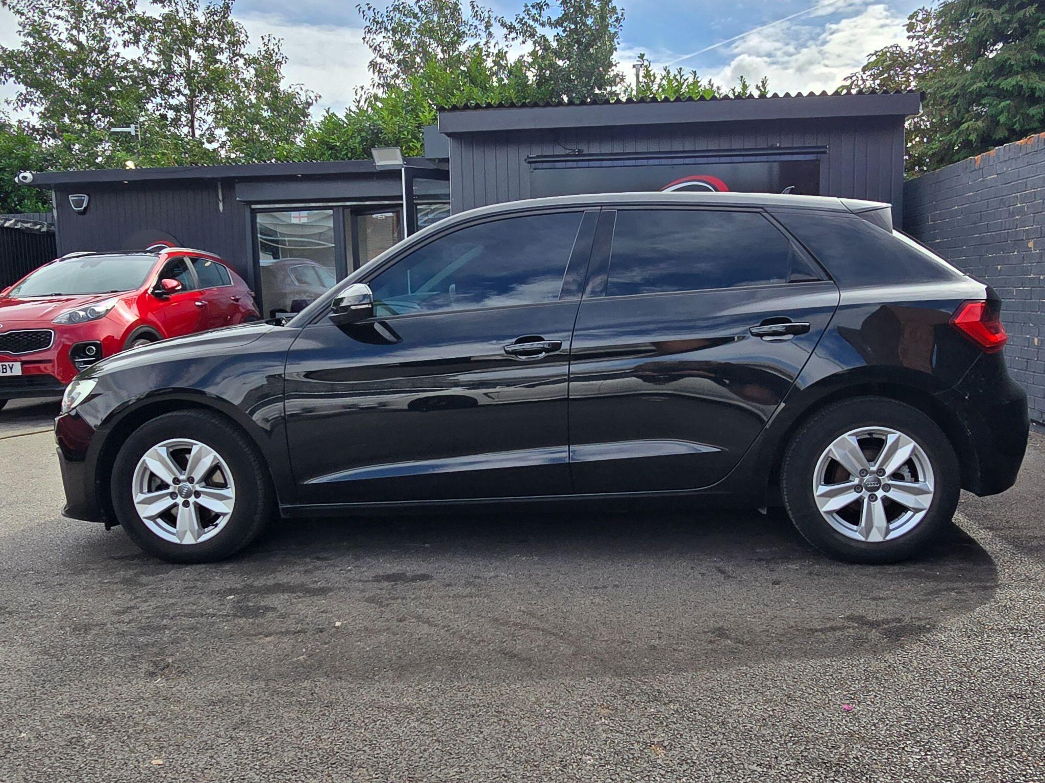 Audi A1 - Image 6