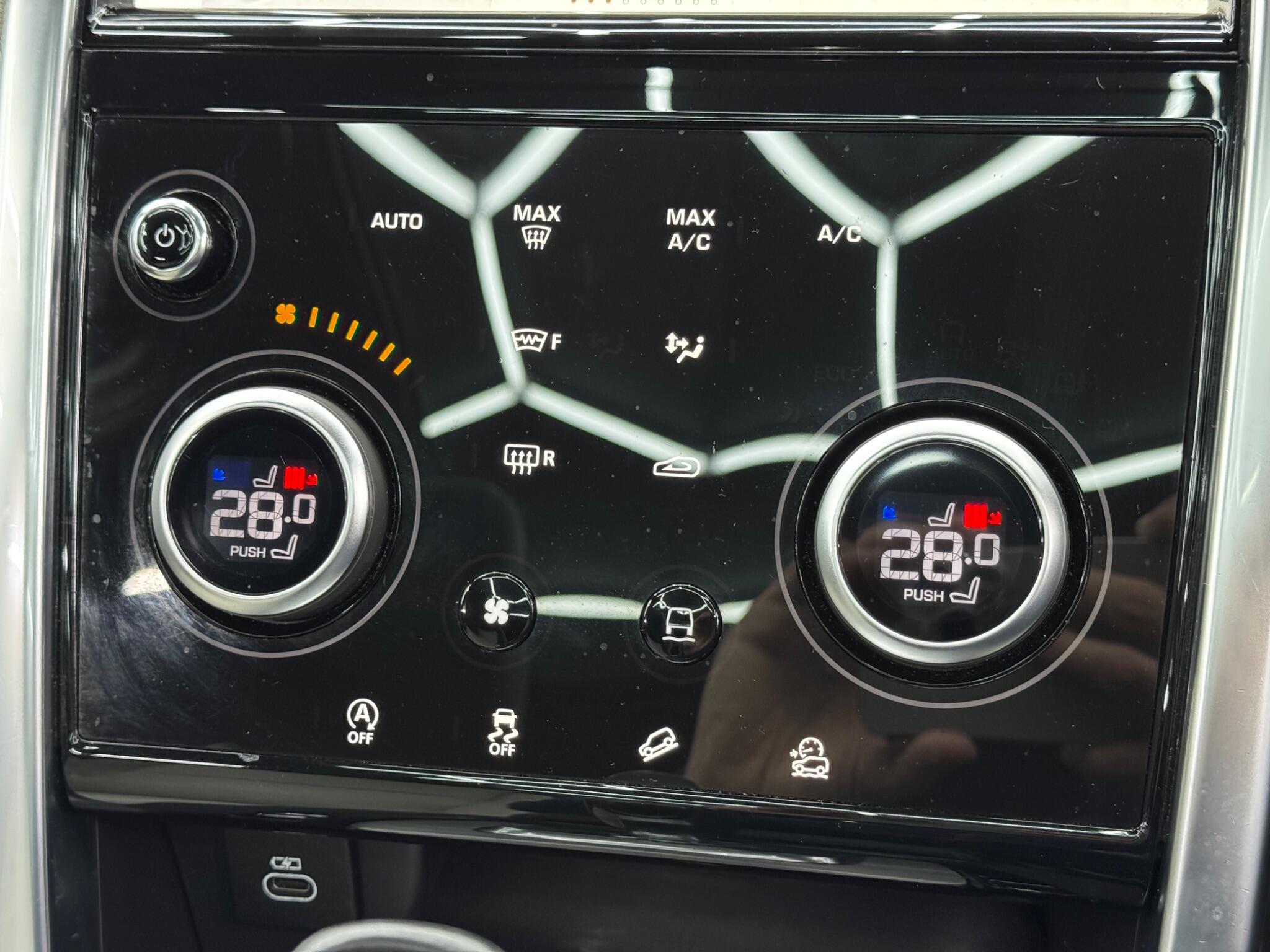 Land Rover DISCOVERY SPORT - Image 27