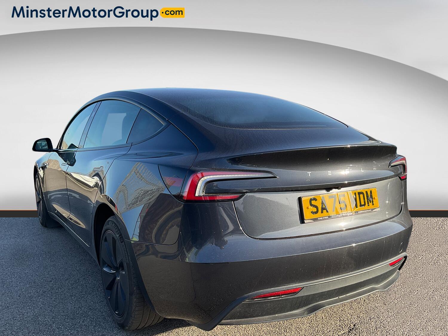 Tesla Model 3 - Image 4