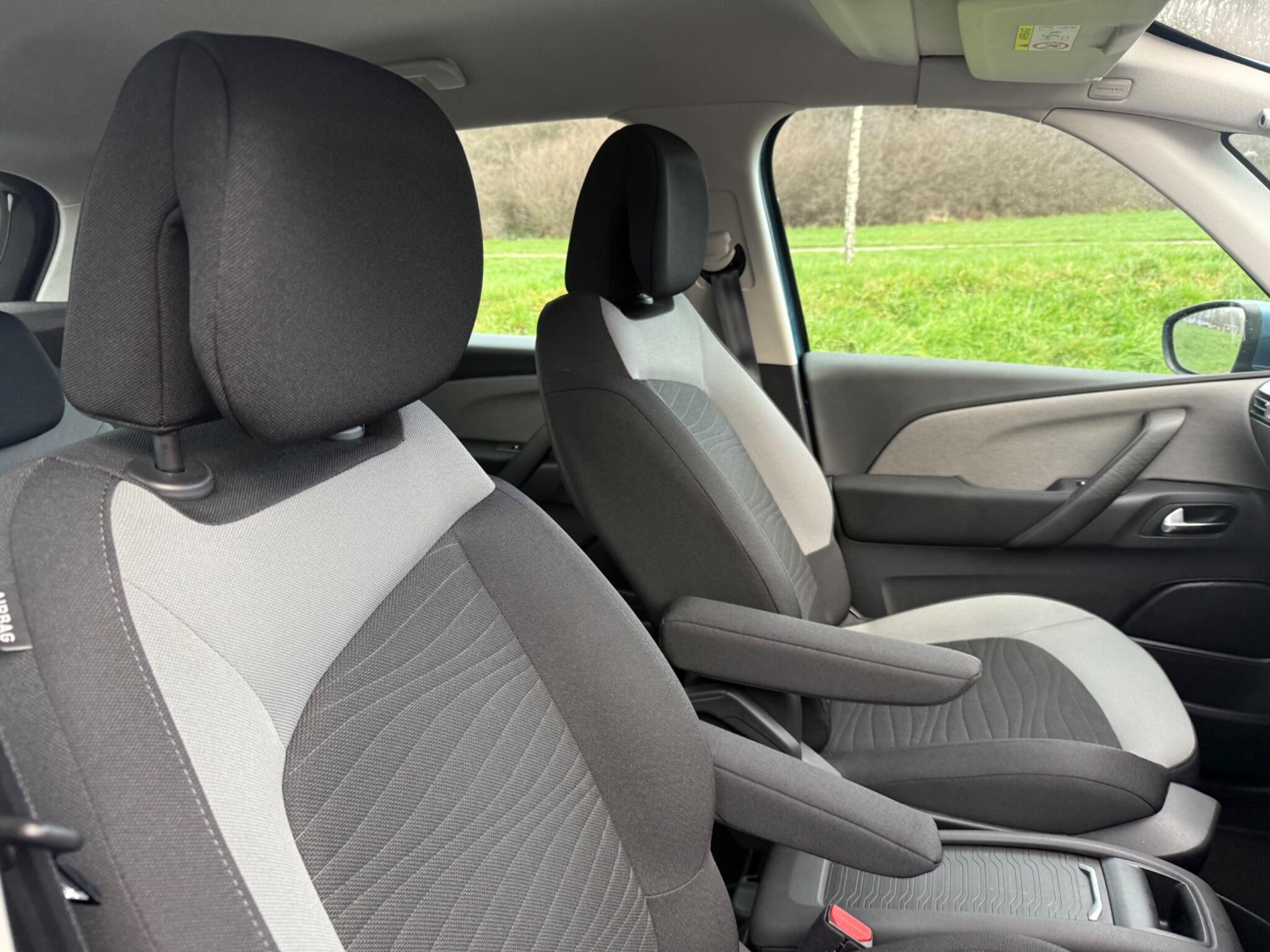 Citroen C4 Picasso - Image 20