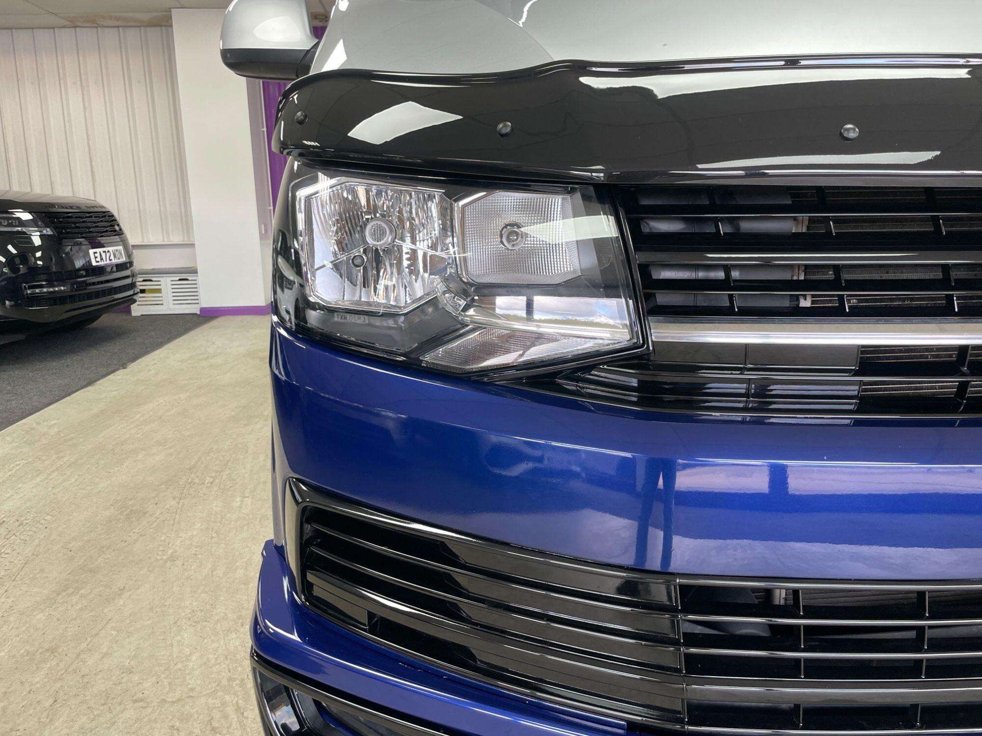 Volkswagen Transporter - Image 32