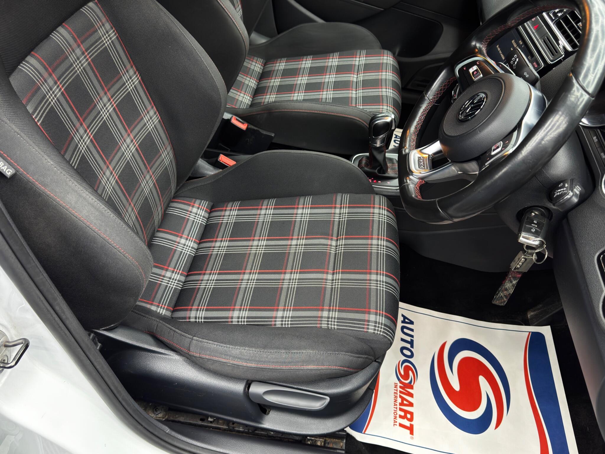 Volkswagen Polo - Image 13