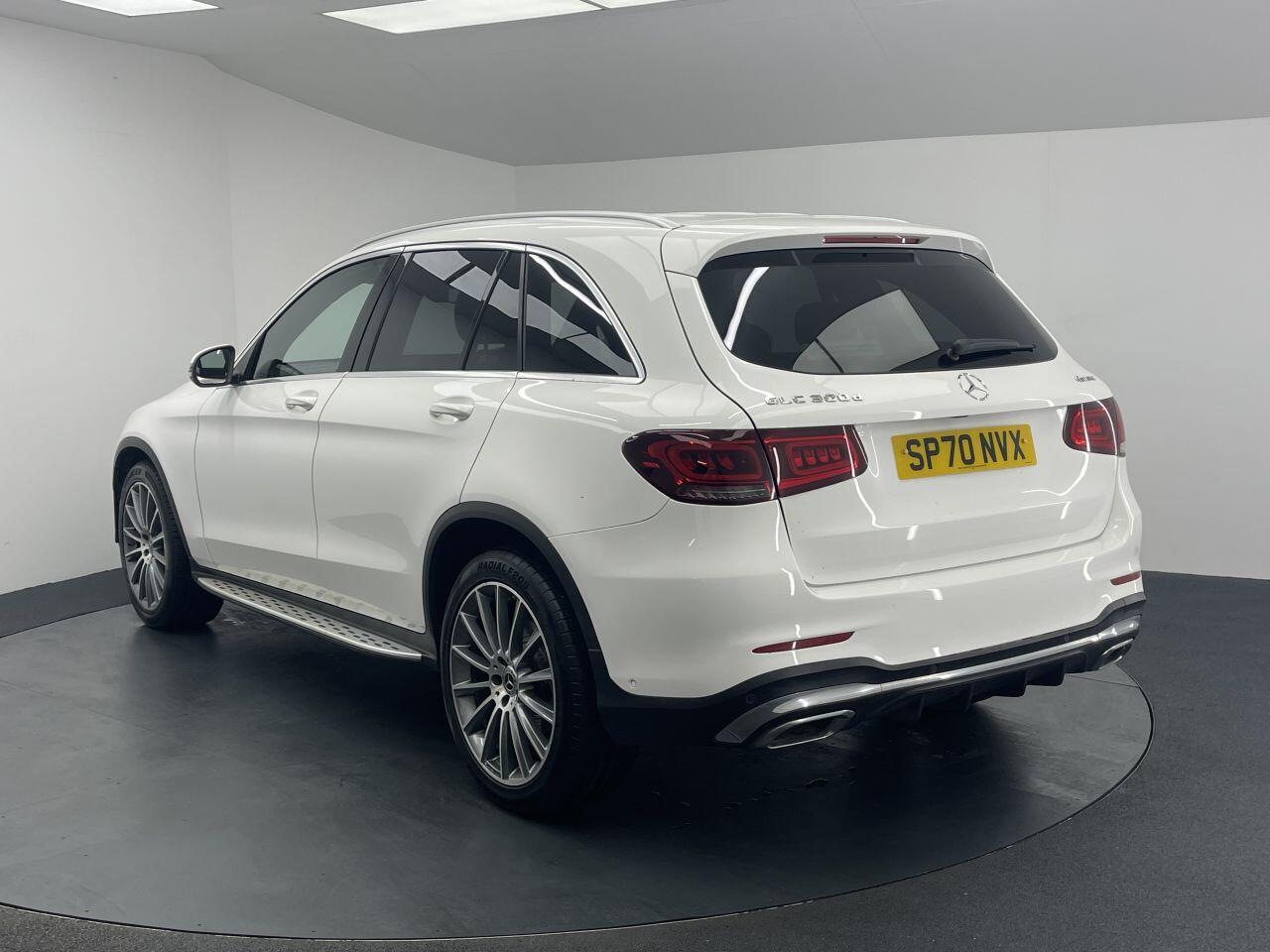 Mercedes GLC - Image 13