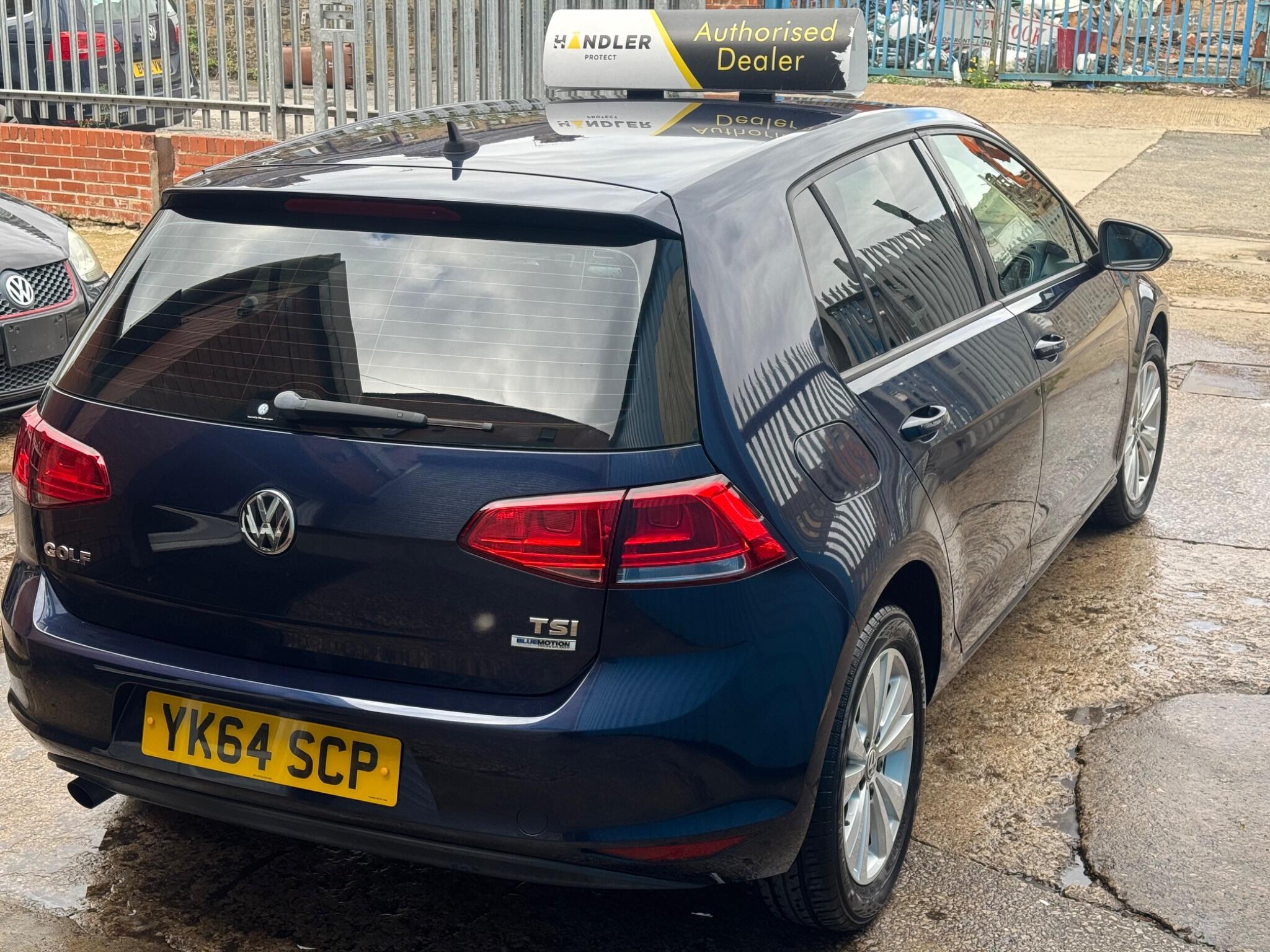 Volkswagen Golf - Image 19