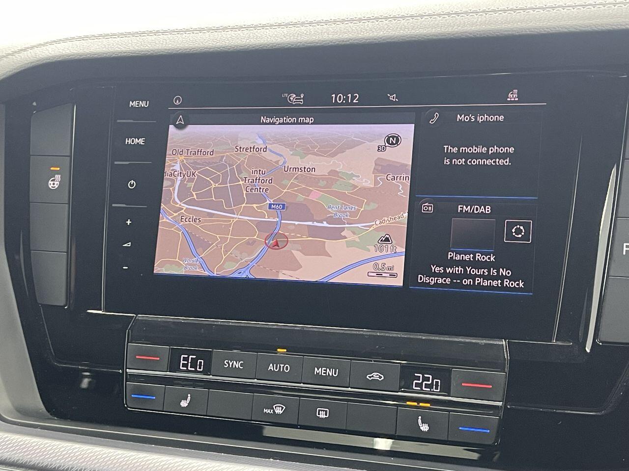 Volkswagen Touareg - Image 40