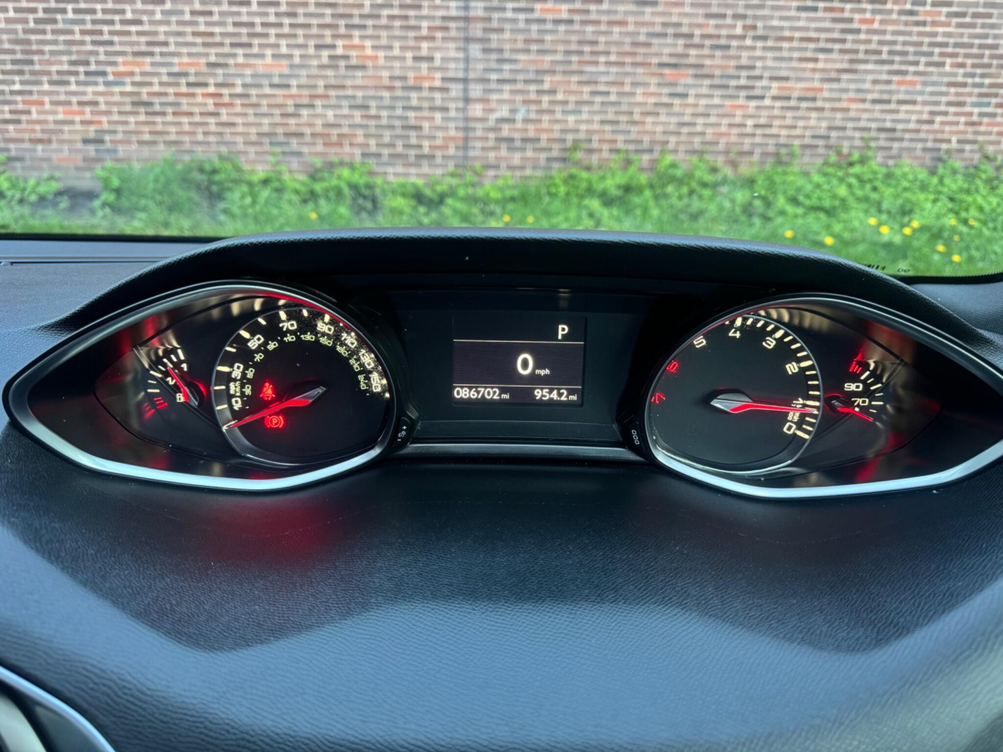 Peugeot 308 - Image 6