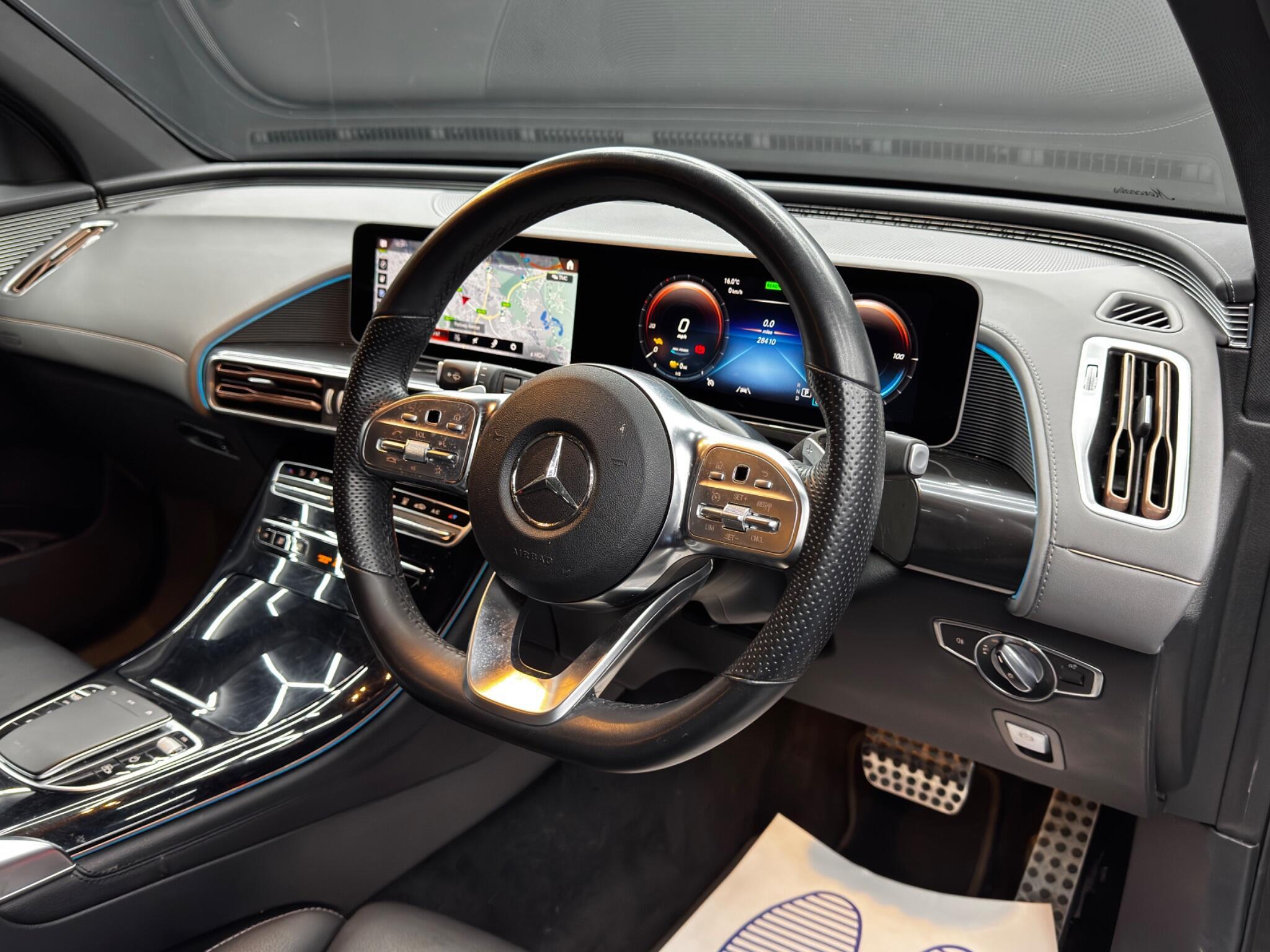 Mercedes Eqc - Image 9