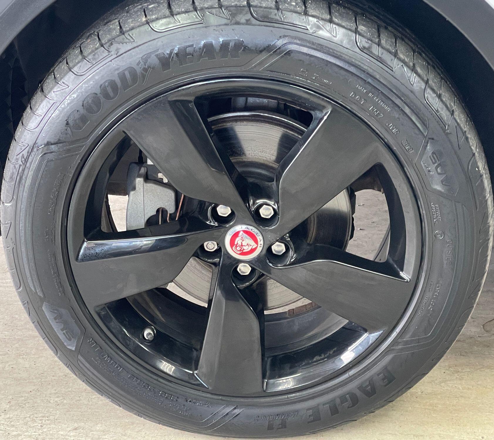 Jaguar E-Pace - Image 16