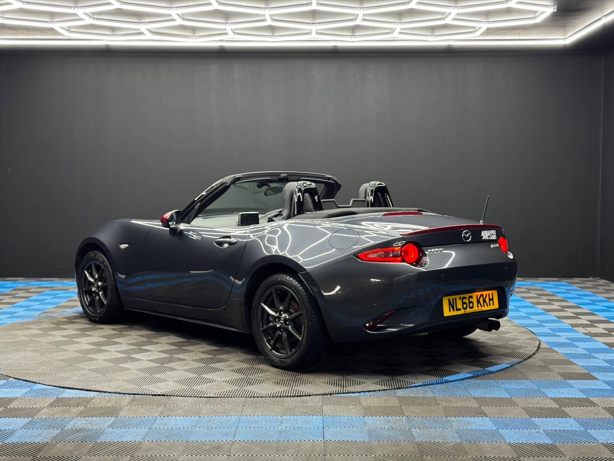 Mazda MX-5 - Image 7