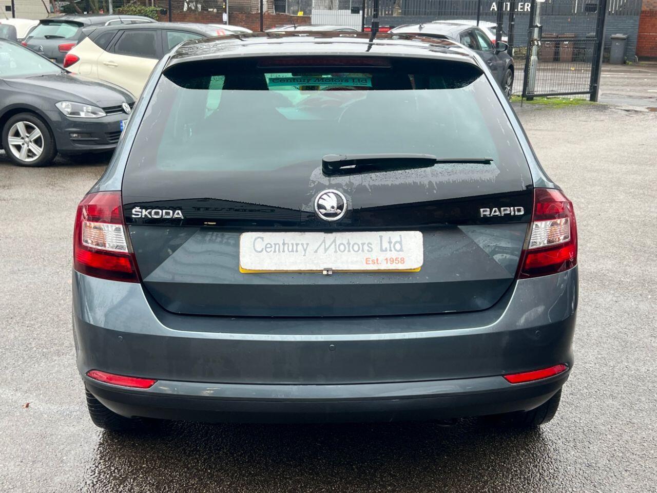 Skoda Rapid Spaceback - Image 15