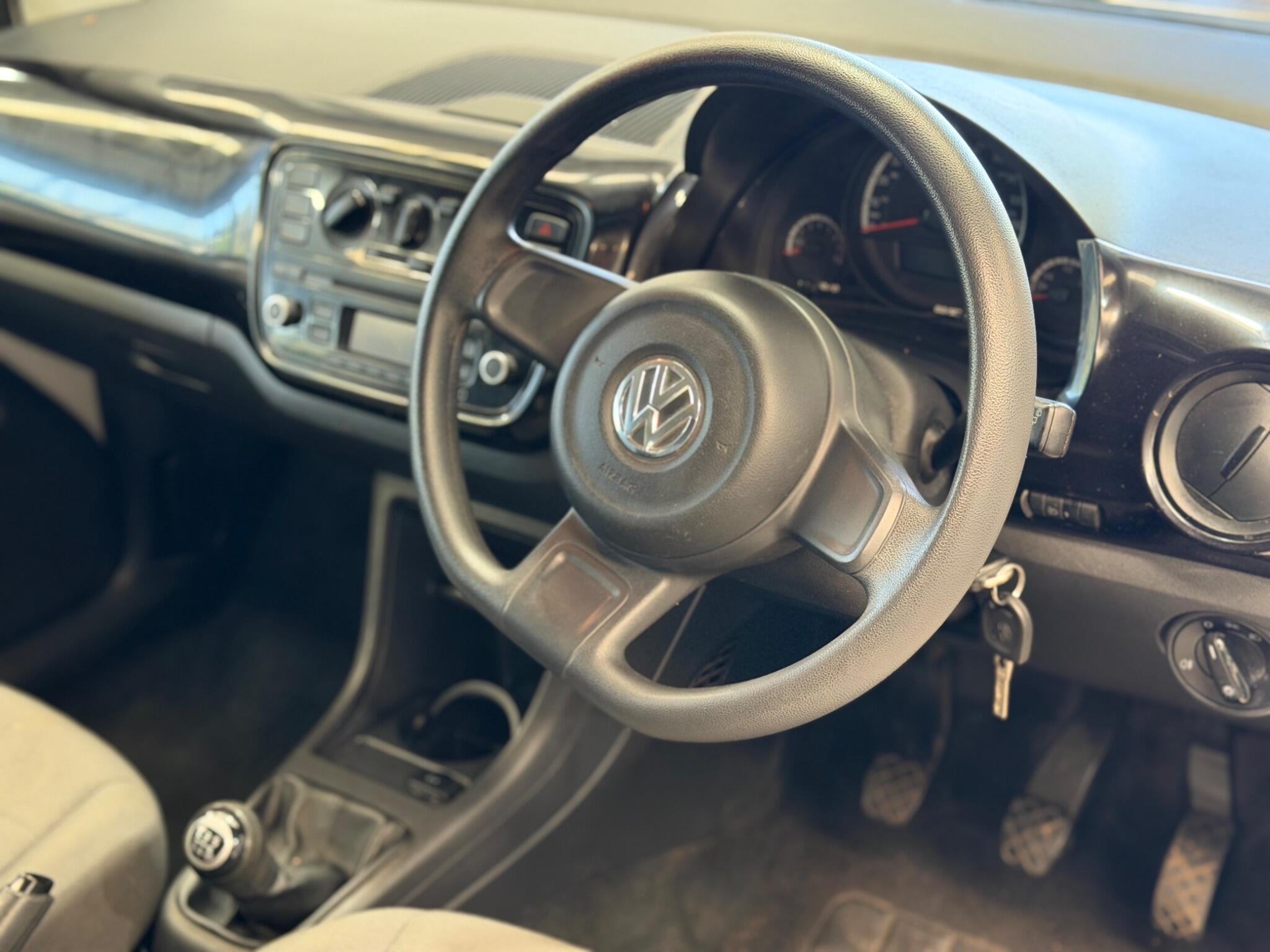 Volkswagen up! - Image 22