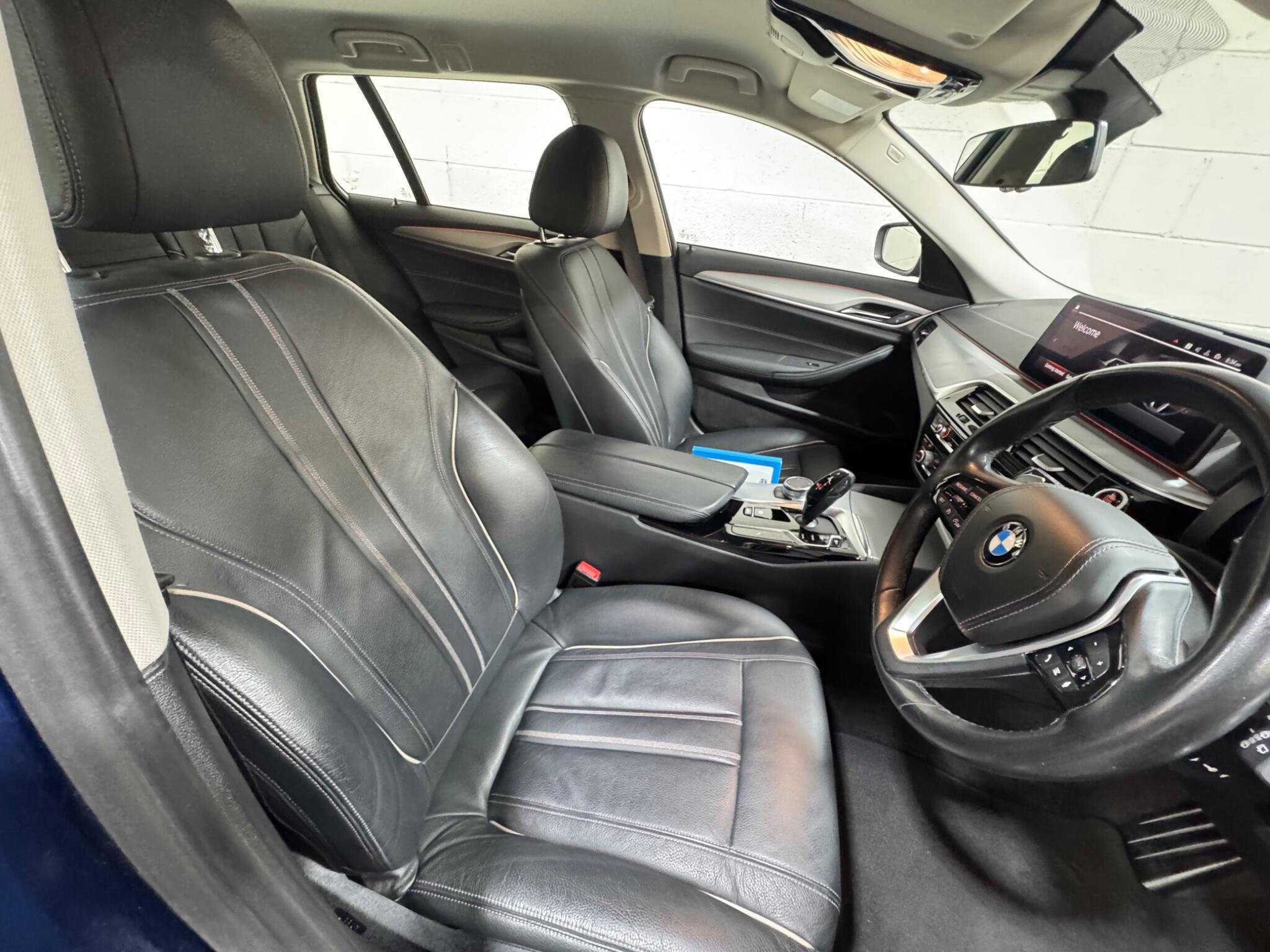 BMW 5 Series - Image 8
