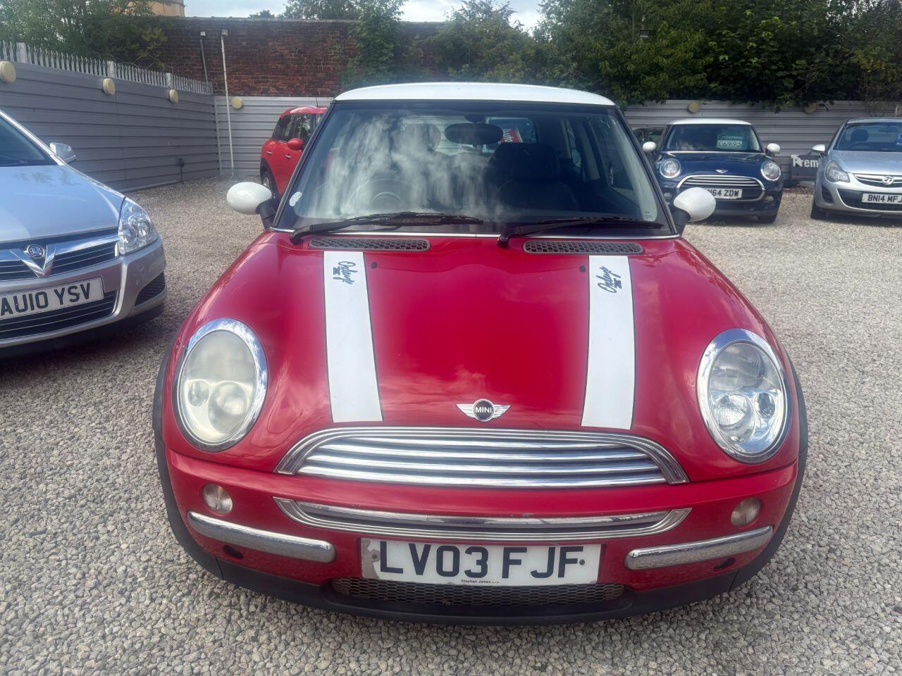 MINI Hatch - Image 2