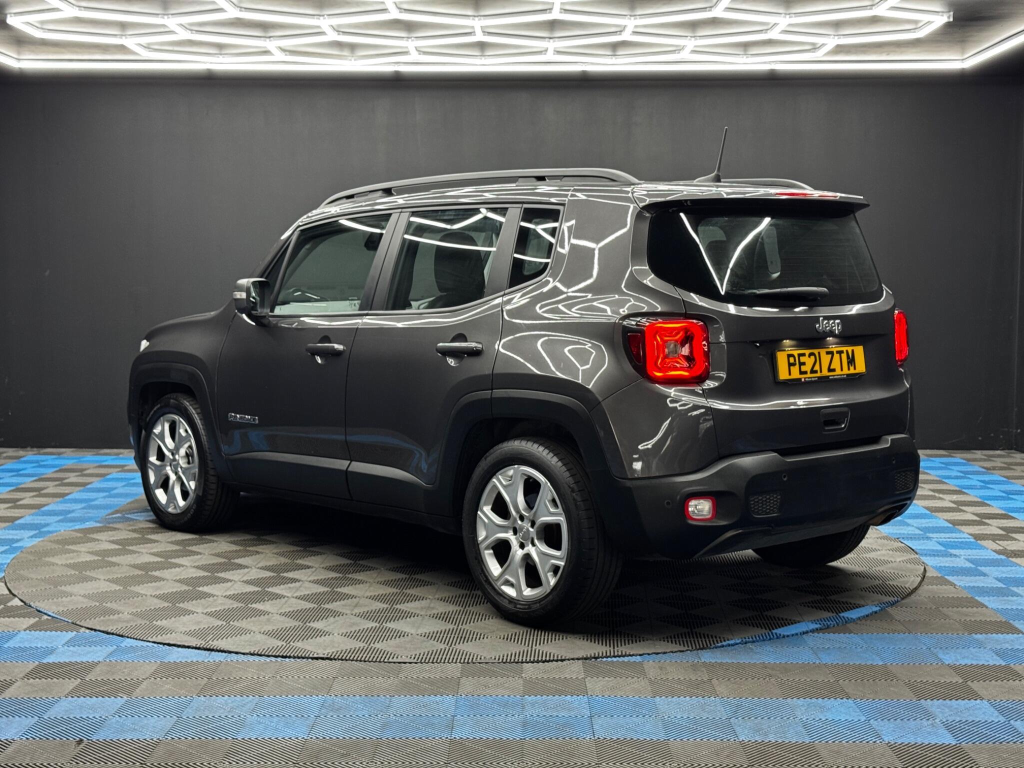 Jeep Renegade - Image 7