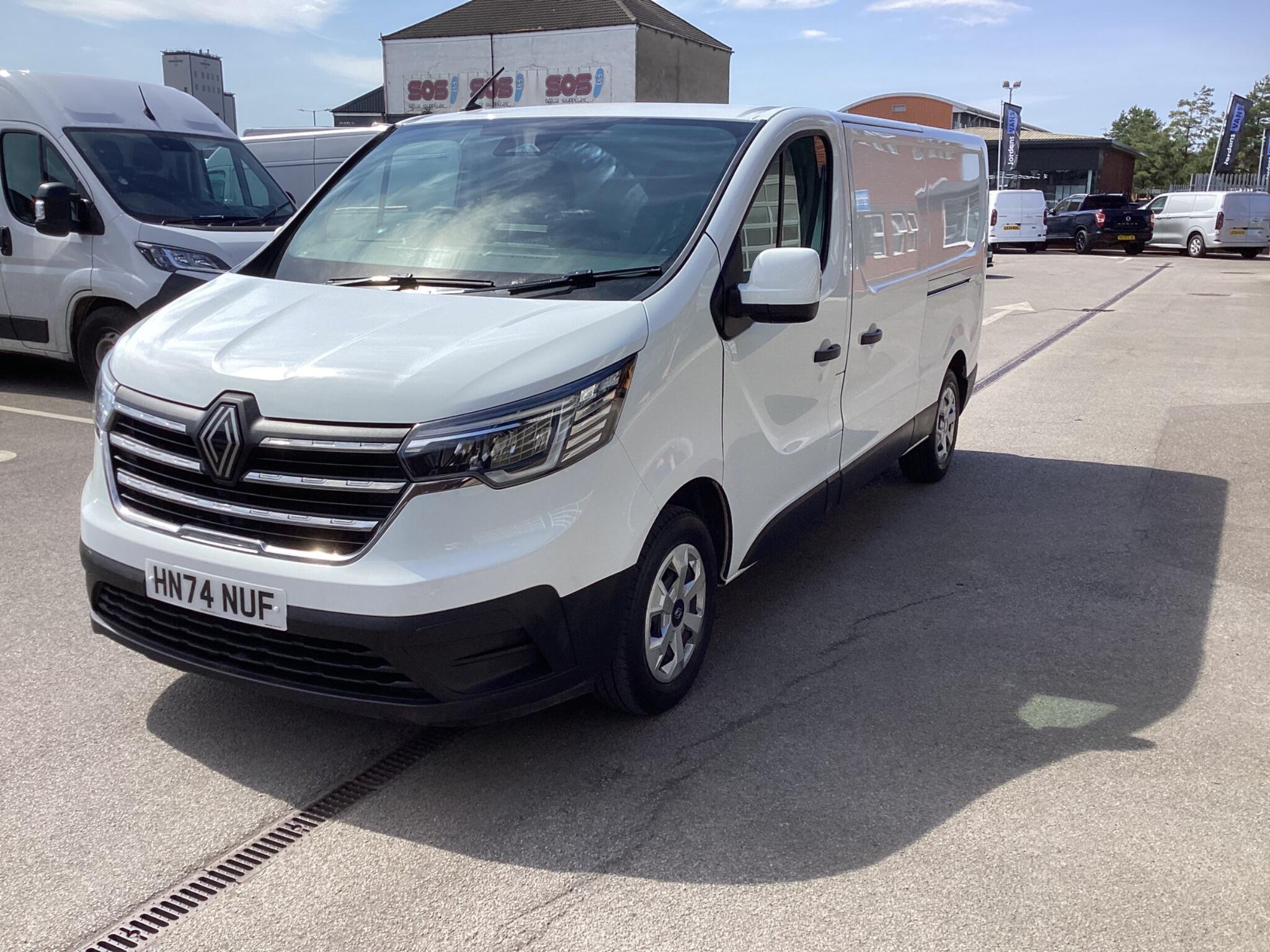 Renault Trafic - Image 3