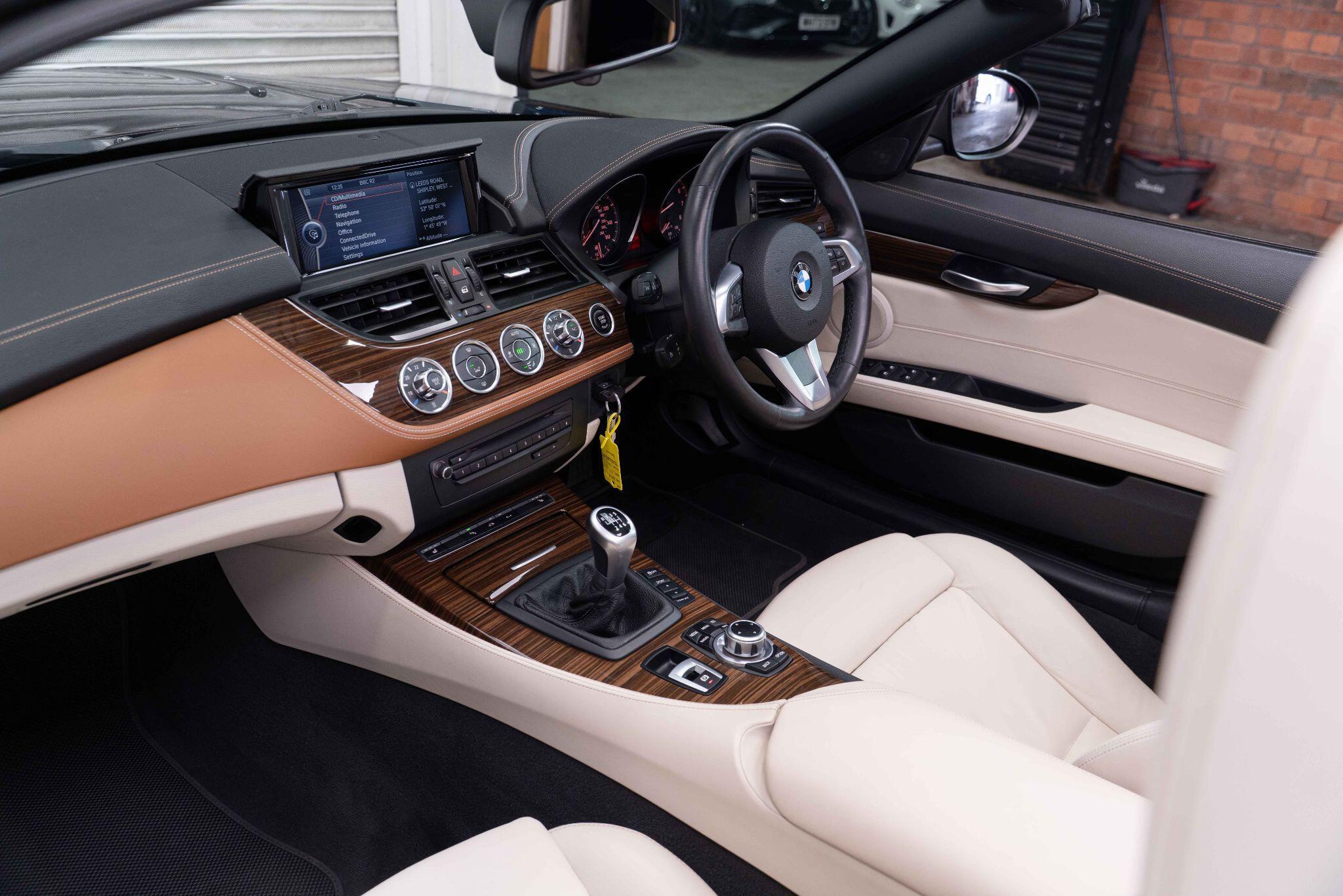 BMW Z4 - Image 13