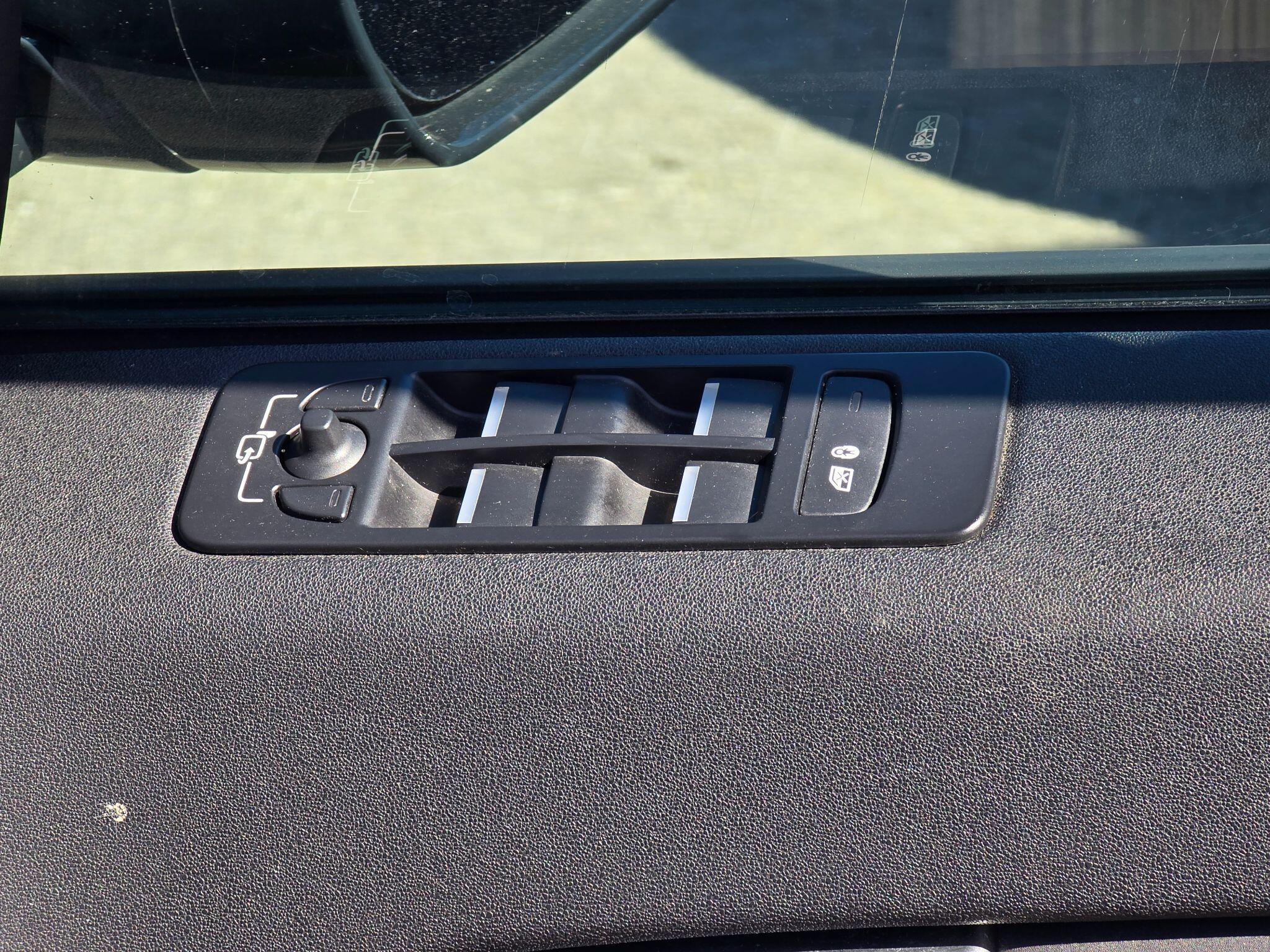 Land Rover DISCOVERY SPORT - Image 32
