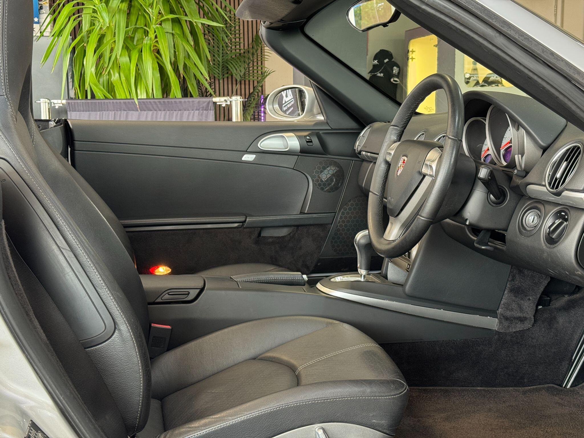 Porsche Boxster - Image 2