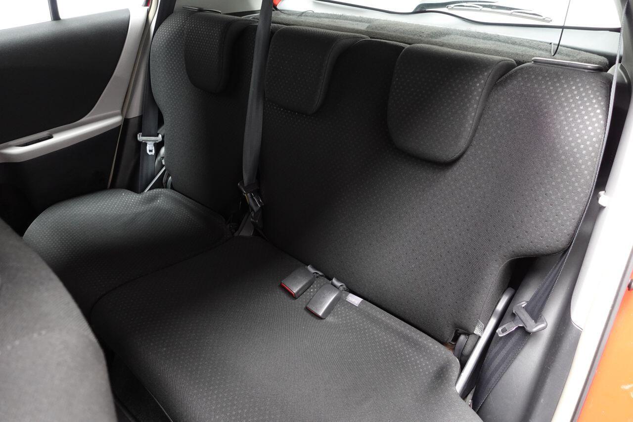 Toyota Yaris - Image 20