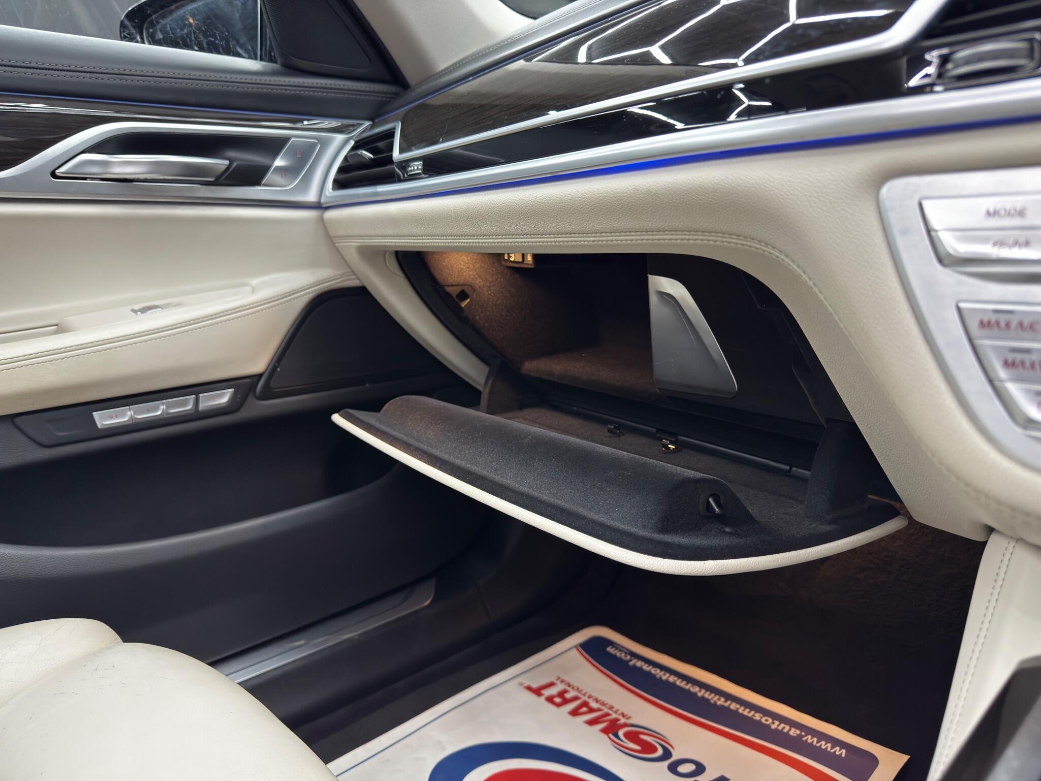 BMW 7 Series - Image 47