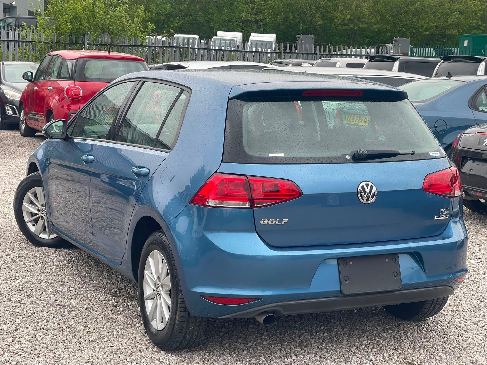 Volkswagen Golf - Image 8