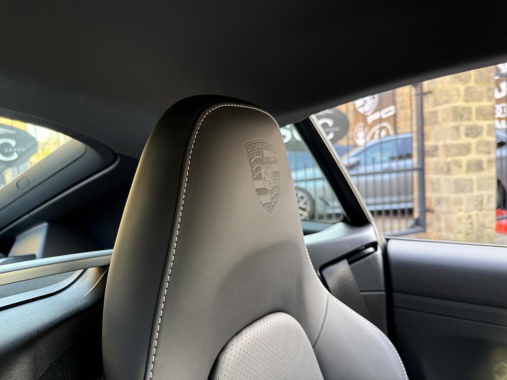 Porsche 718 Cayman - Image 46