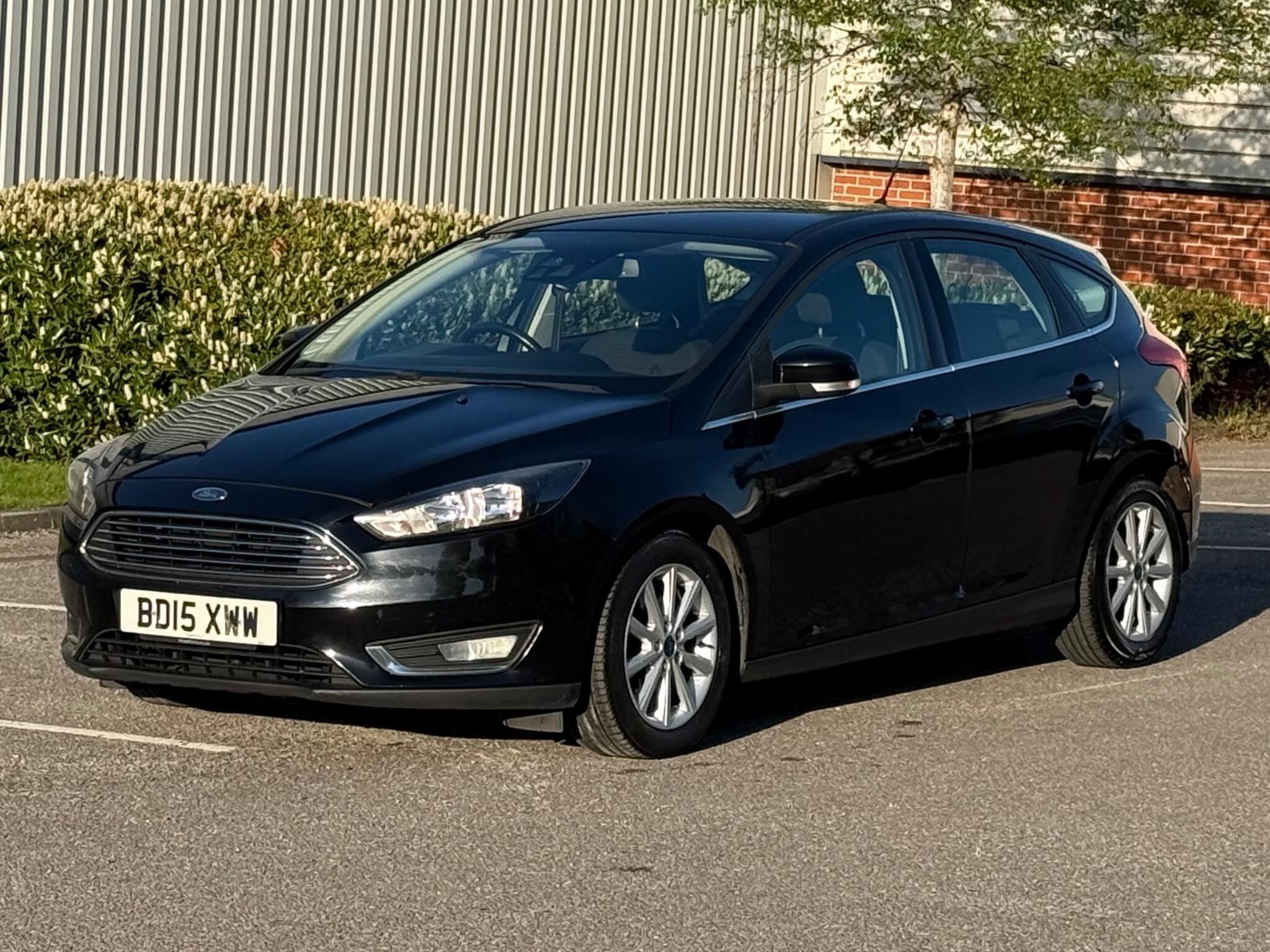 Ford Focus - Image 8