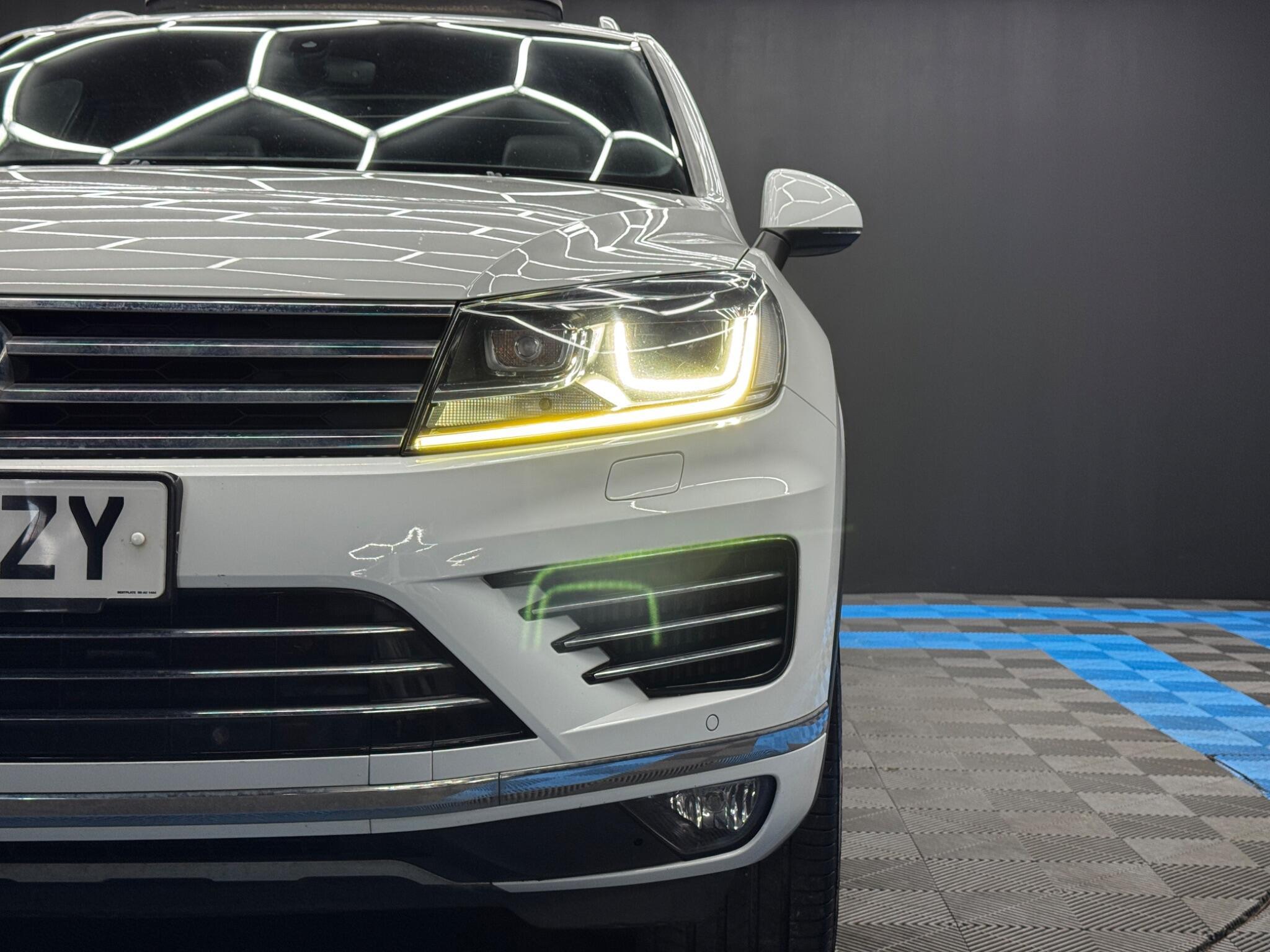 Volkswagen Touareg - Image 42