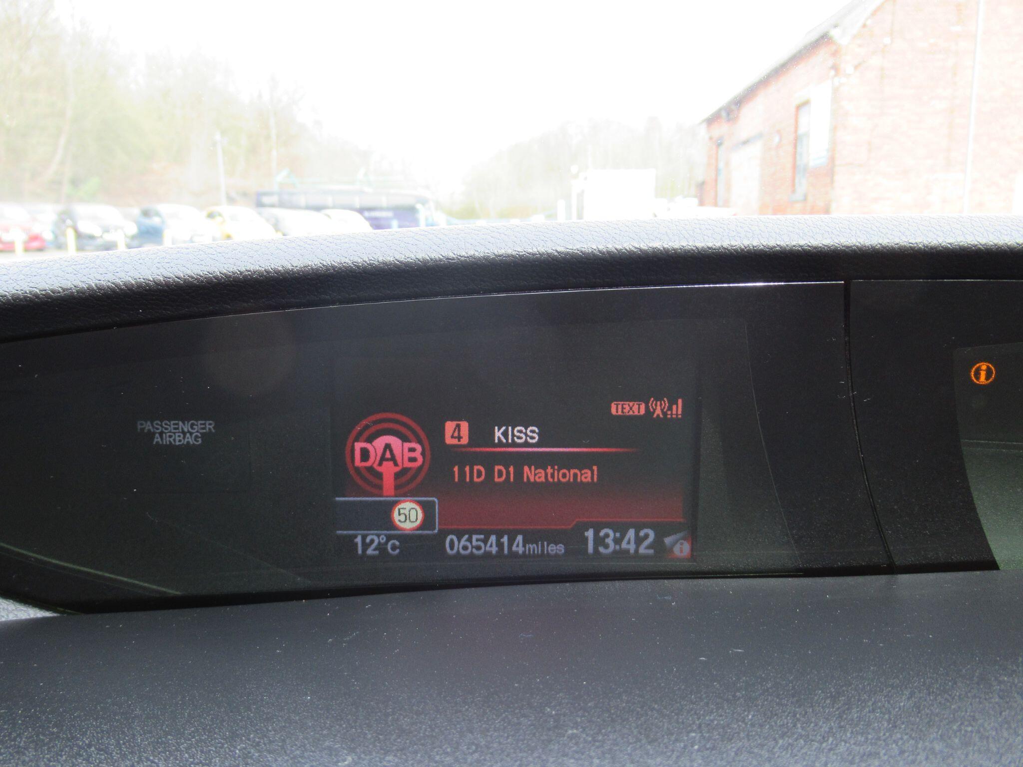 Honda Civic - Image 34