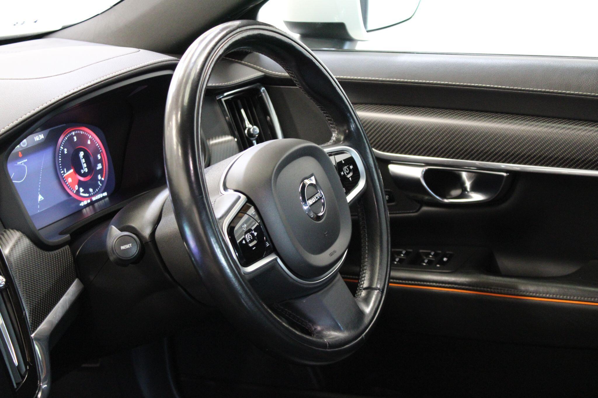 Volvo V90 CROSS COUNTRY - Image 37