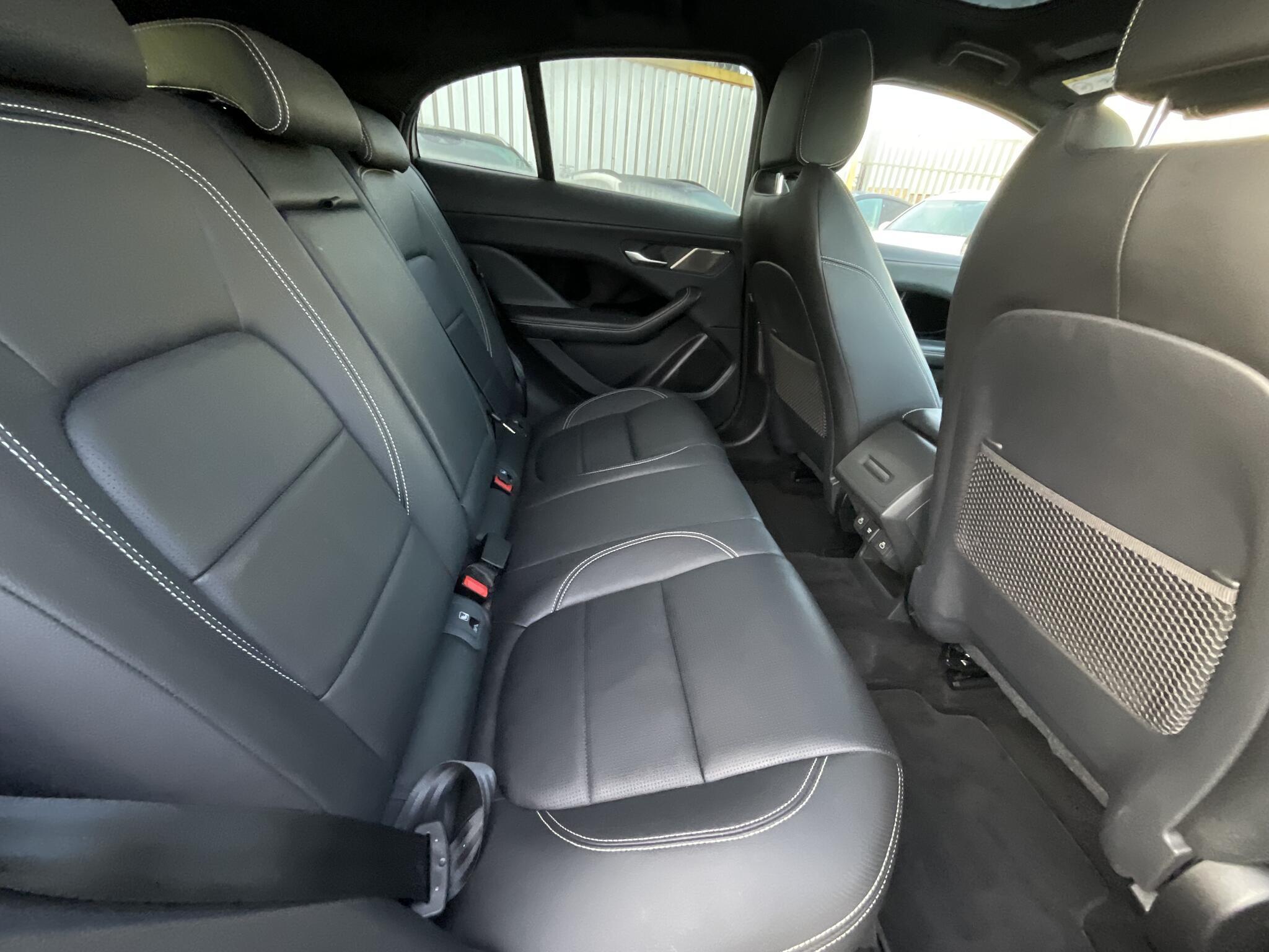 Jaguar I-Pace - Image 12