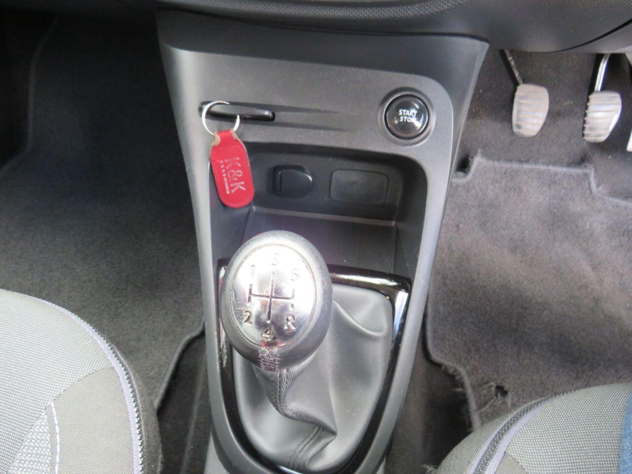 Renault Captur - Image 14