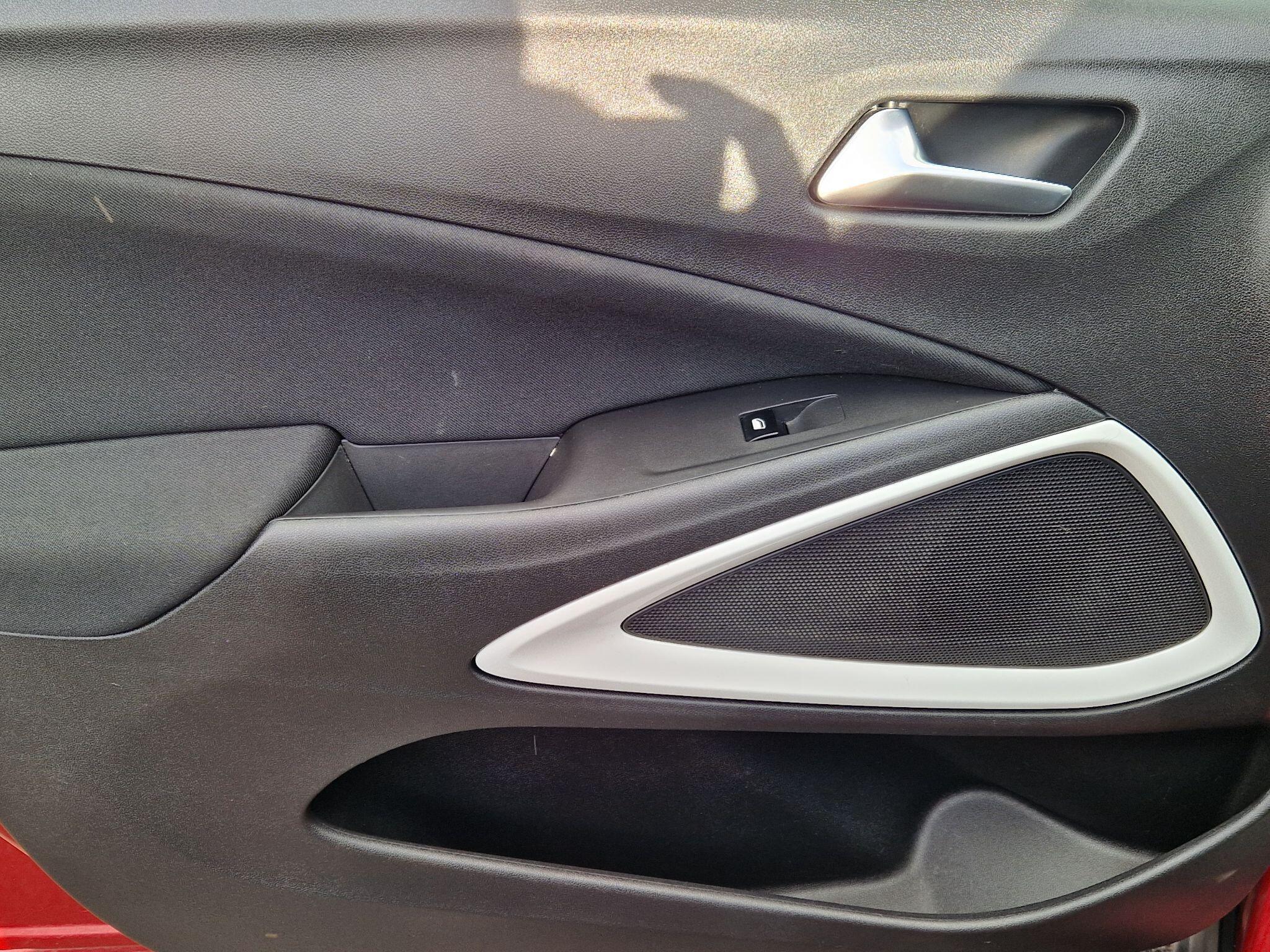 Vauxhall Crossland X - Image 49