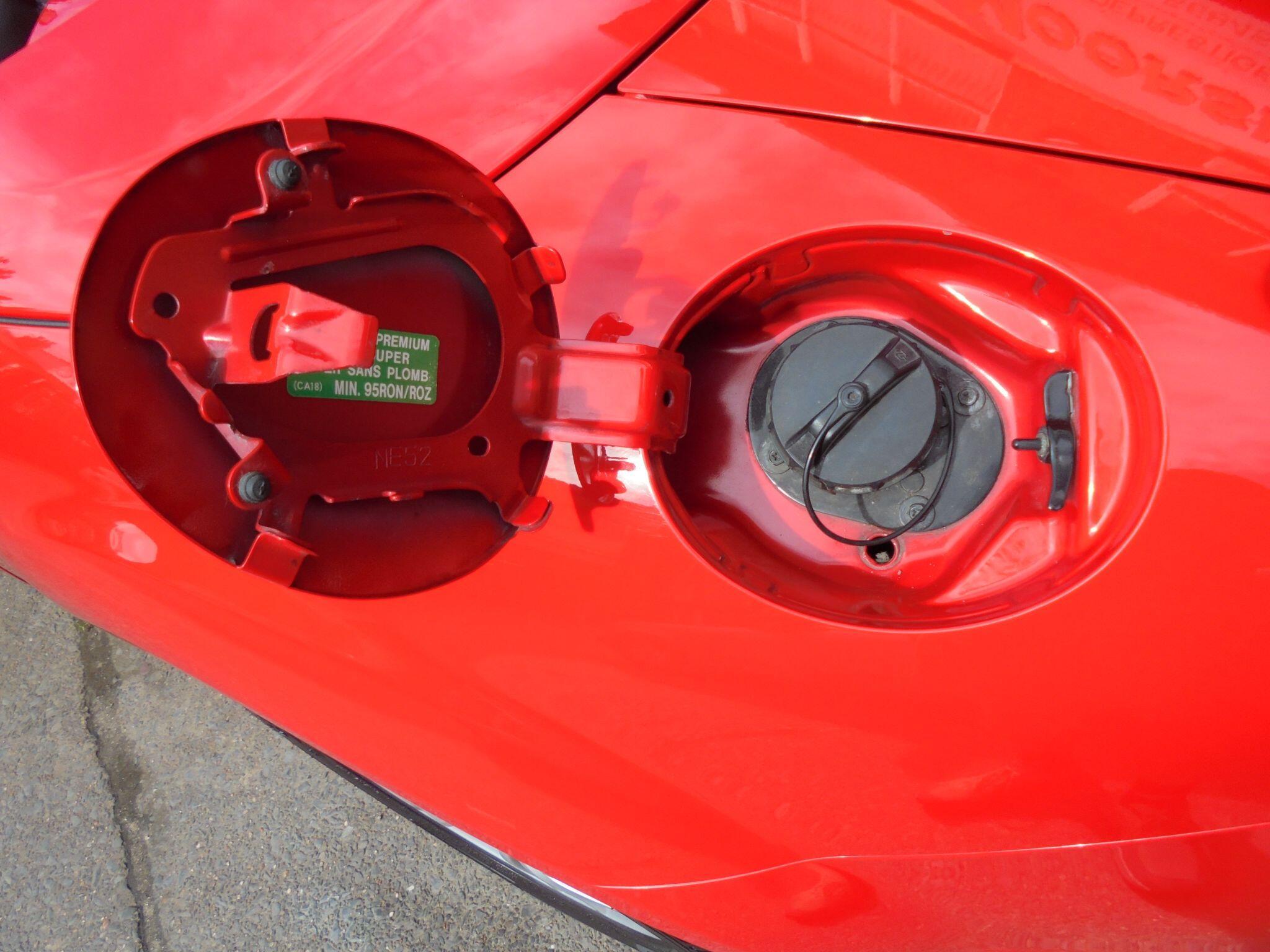 Mazda MX-5 - Image 16