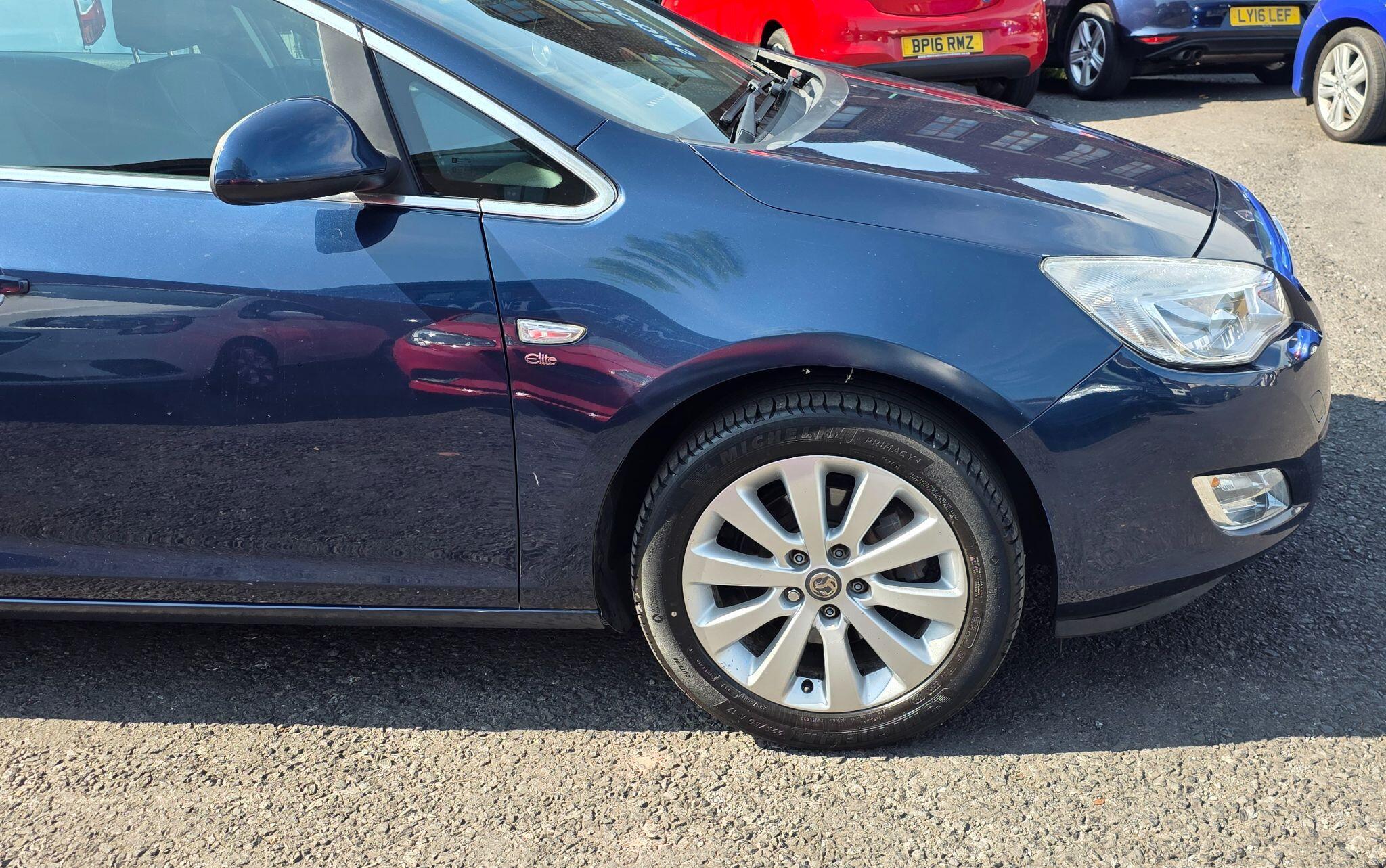 Vauxhall Astra - Image 9