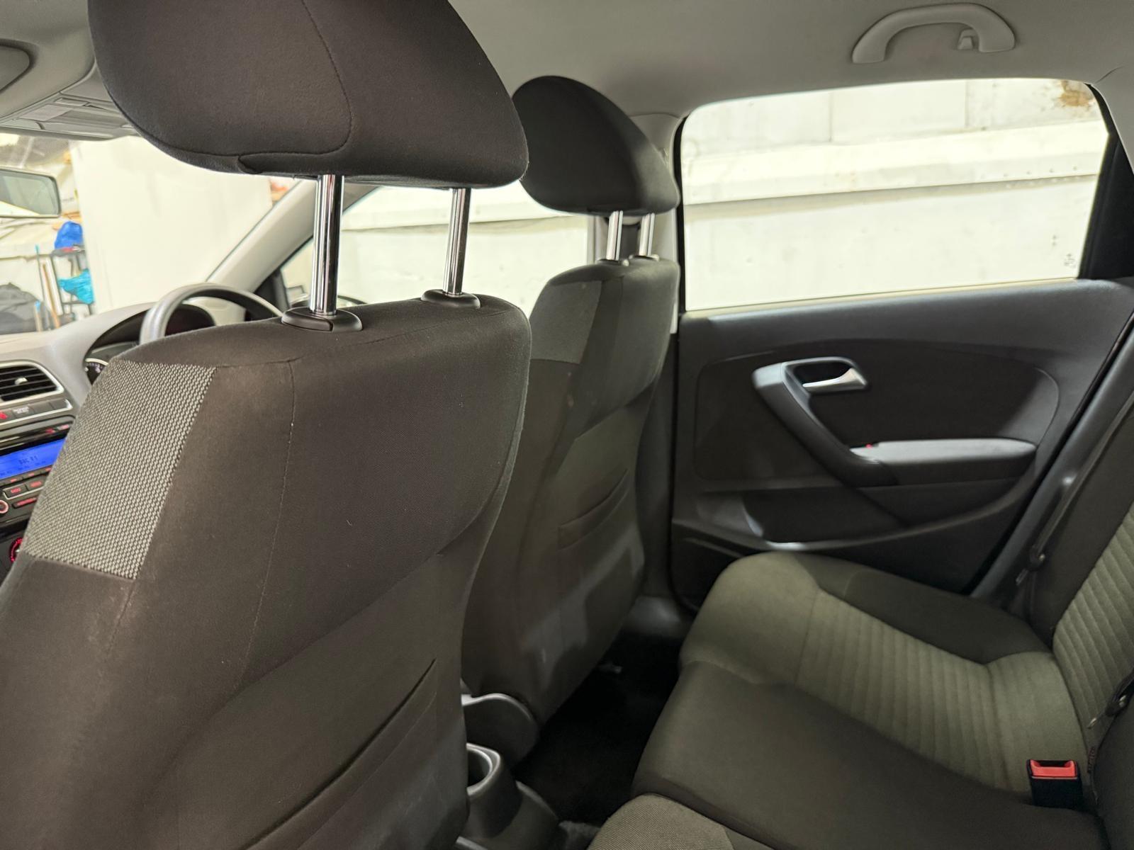 Volkswagen Polo - Image 5