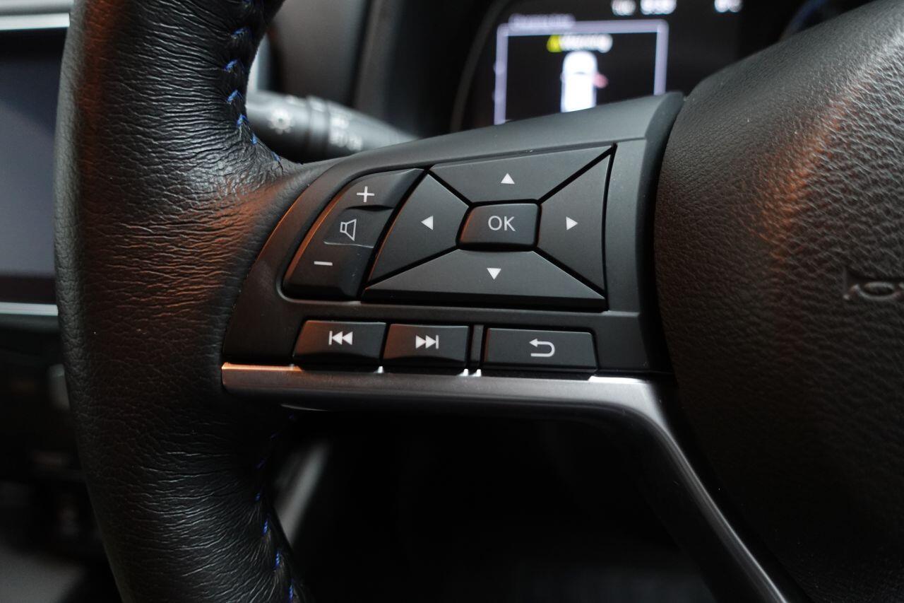 Nissan Leaf - Image 28