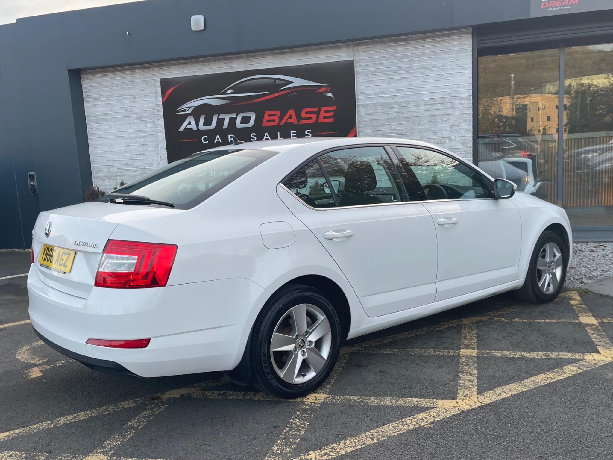 Skoda Octavia - Image 16