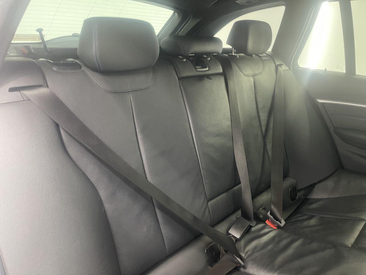 BMW 3 Series - Image 17