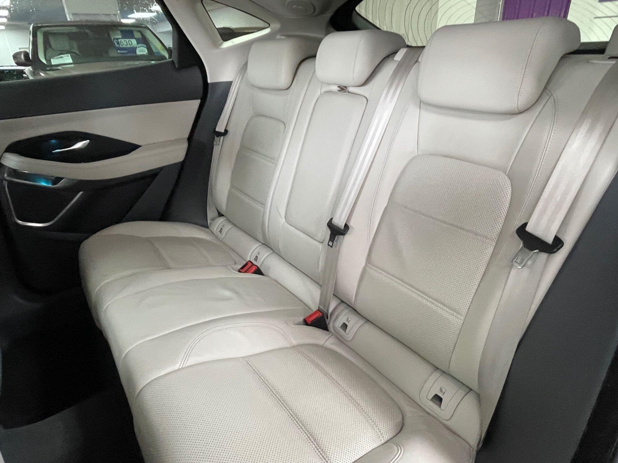 Jaguar E-Pace - Image 33