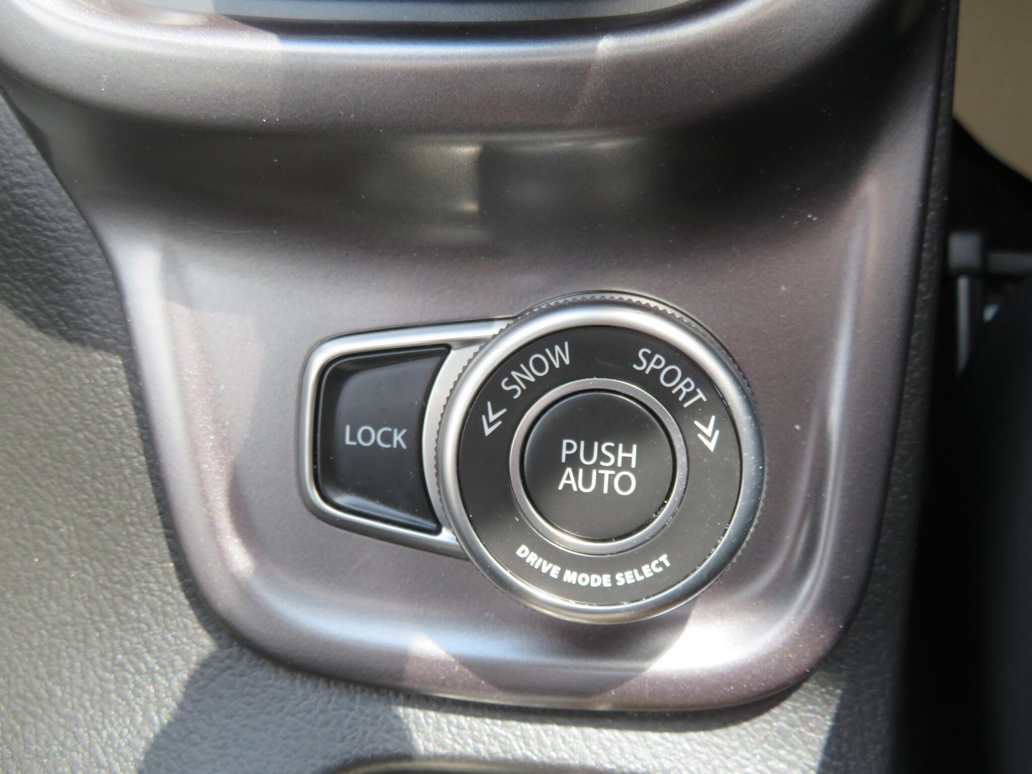 Suzuki Vitara - Image 15