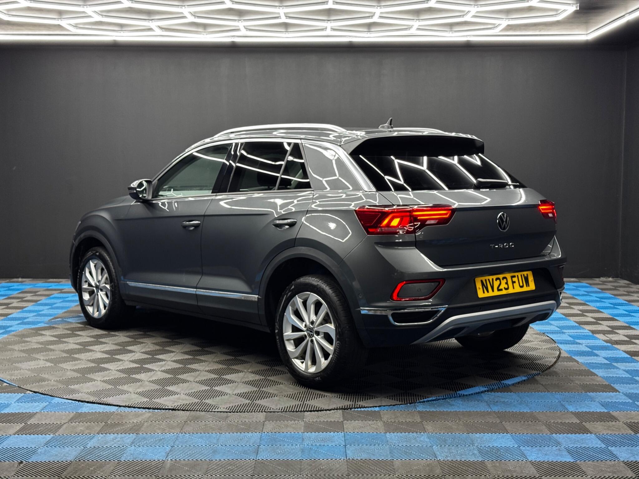Volkswagen T-Roc - Image 7